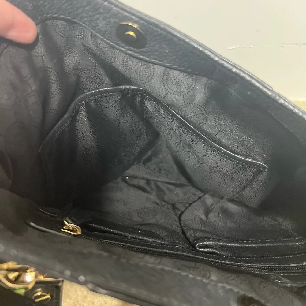 Michael Kors Black crossbody shoulder purse